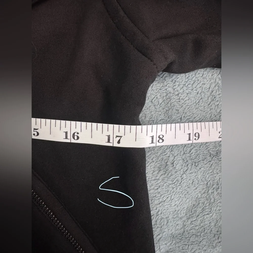 KUT from the Kloth Jackie Moto Jacket - Picture 4 of 7